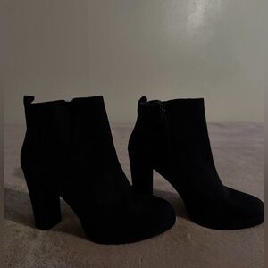 Gianni Bini Black Ankle Booties